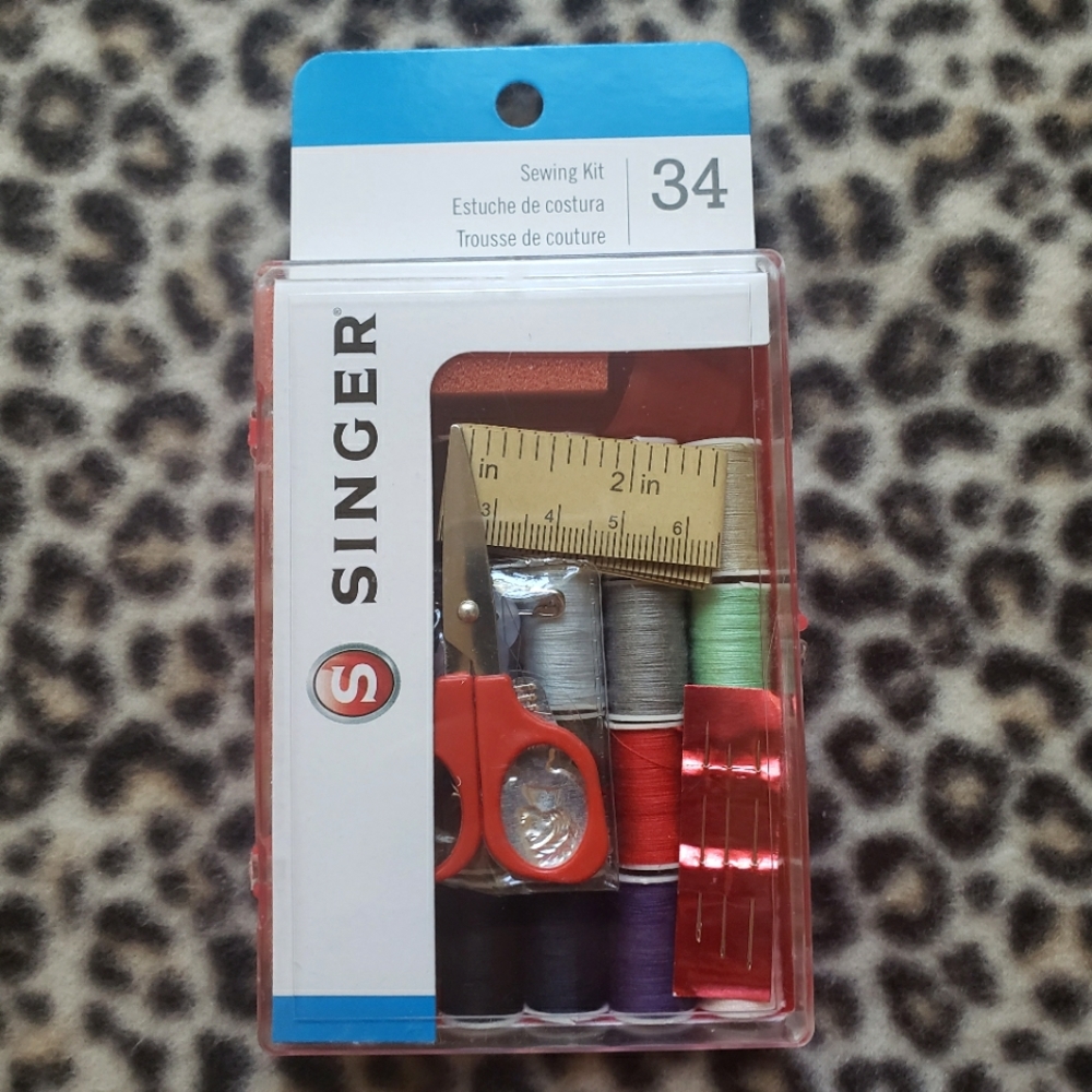 SINGER Fly Friendly Travel Sewing Kit with Storage Case, 34 Pieces, New in Case!